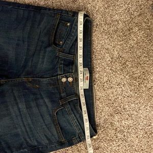 Like New Size 8 Levi’s 526 Slender Boot